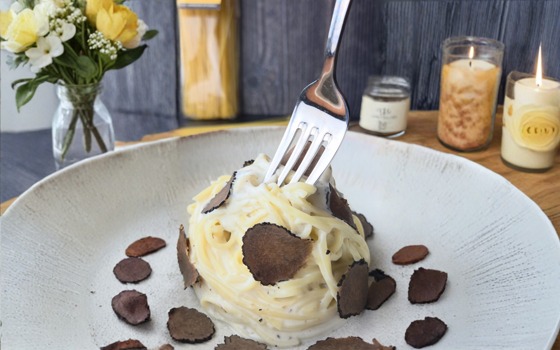 Tagliolini mit schwarzem Trüffel